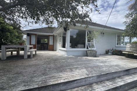 Photo of property in 2 Tui Grove, Elderslea, Upper Hutt, 5018