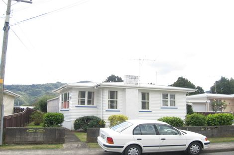 Photo of property in 11 Benge Crescent, Clouston Park, Upper Hutt, 5018