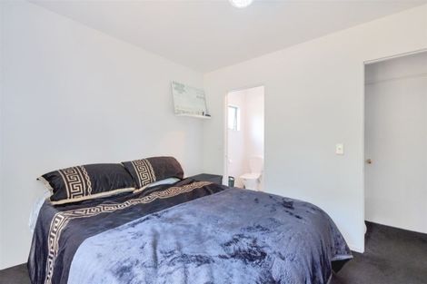 Photo of property in 121b Sunnyside Road, Sunnyvale, Auckland, 0612