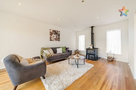 Photo of property in 39 Ruthven Road, Wainuiomata, Lower Hutt, 5014