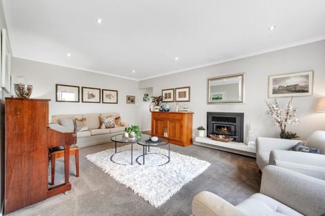 Photo of property in 11 Holly Way, Sunnyhills, Auckland, 2010