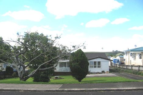 Photo of property in 24 Commissariat Road, Mount Wellington, Auckland, 1060