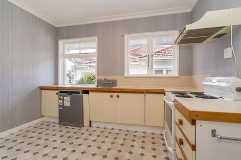 Photo of property in 131 Eglinton Road, Mornington, Dunedin, 9011