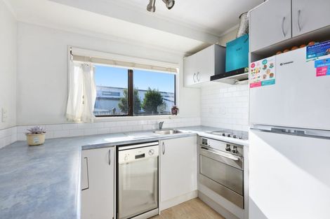 Photo of property in 1/31 Pomaria Road, Henderson, Auckland, 0610