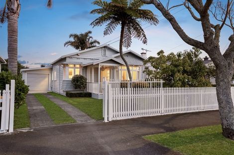 Photo of property in 49 Calgary Street, Mount Eden, Auckland, 1041