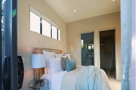 Photo of property in 33 Ganley Terrace, Stonefields, Auckland, 1072