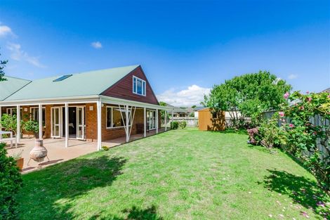 Photo of property in 9 Compass Court, Paraparaumu, 5032