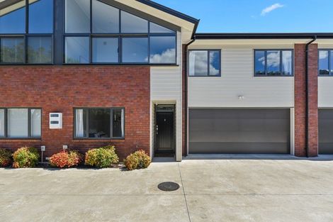 Photo of property in 2/15 Cook Street, Hamilton East, Hamilton, 3216