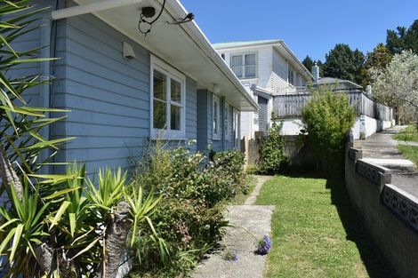 Photo of property in 25 Amundsen Grove, Stokes Valley, Lower Hutt, 5019