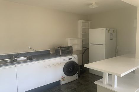 Photo of property in 48 Locking Street, Nelson South, Nelson, 7010