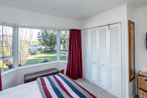 Photo of property in 13 Strasbourge Street, Martinborough, 5711