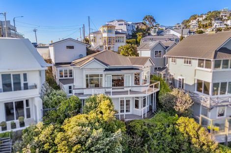 Photo of property in 9 Maida Vale Road, Roseneath, Wellington, 6011