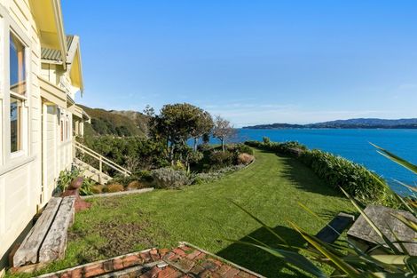 Photo of property in 465 Muritai Road, Eastbourne, Lower Hutt, 5013