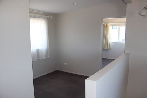Photo of property in 65 Zara Court, Windsor Park, Auckland, 0632
