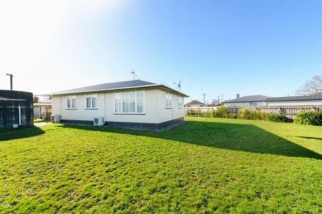 Photo of property in 33 Holland Crescent, Bulls, 4818