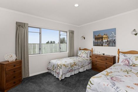 Photo of property in 16 Jacaranda Place, Greenmeadows, Napier, 4112