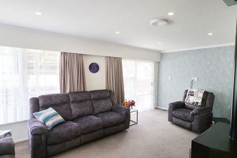 Photo of property in 22 Parenga Street, Wainuiomata, Lower Hutt, 5014