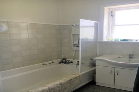 Photo of property in 24 Valley Terrace, Hamilton Central, Hamilton, 3204