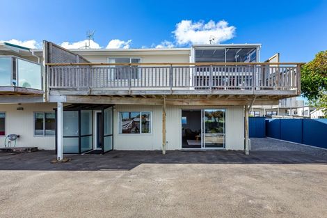 Photo of property in 5a Beach Road, Plimmerton, Porirua, 5026