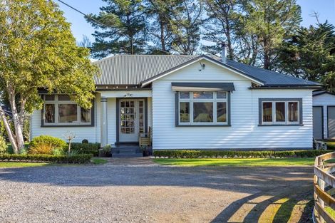 Photo of property in 80616 Masterton Road, Woodville, 4999