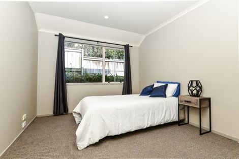 Photo of property in 18 Roderick Place, Rototuna, Hamilton, 3210