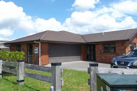 Photo of property in 1 Resolution Place, Marfell, New Plymouth, 4310