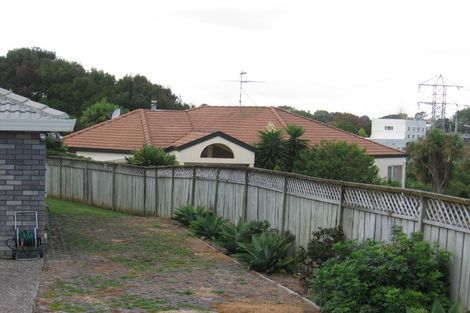 Photo of property in 6 Paua Place, Mount Roskill, Auckland, 1041