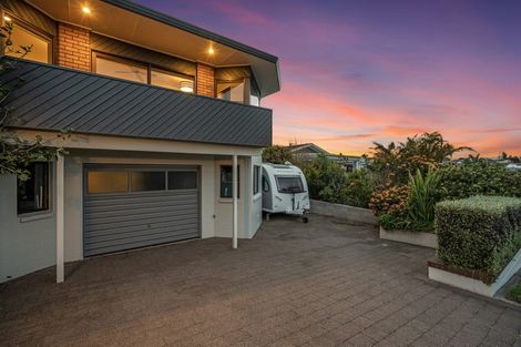 Photo of property in 1 Ruamoana Place, Omokoroa, 3114