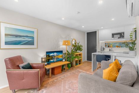 Photo of property in 28 Koro Lane, Mangere Bridge, Auckland, 2022