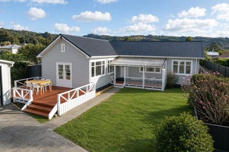 Photo of property in 10 Elizabeth Avenue, Heretaunga, Upper Hutt, 5018
