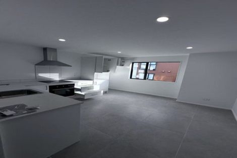 Photo of property in 14 Raupeti Lane, Henderson, Auckland, 0612