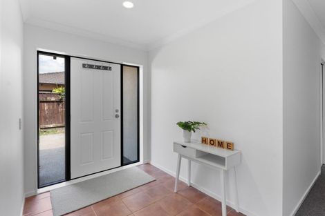 Photo of property in 6 Central Park, Paraparaumu Beach, Paraparaumu, 5032