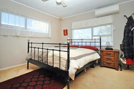 Photo of property in 93 Burundi Avenue, Clendon Park, Auckland, 2103