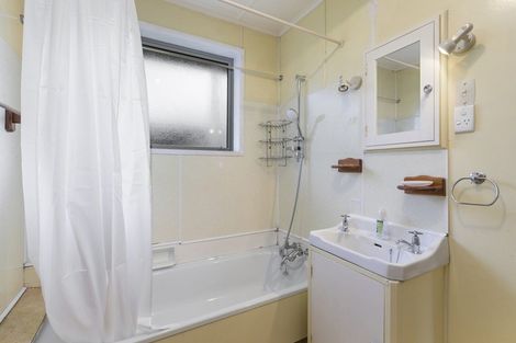 Photo of property in 34a Matthews Road, Wainuiomata, Lower Hutt, 5014