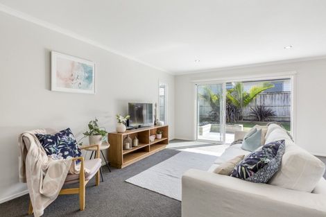 Photo of property in 797c Te Atatu Road, Te Atatu Peninsula, Auckland, 0610