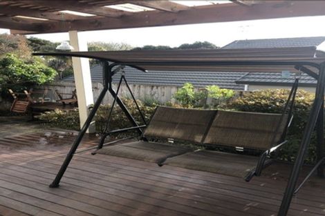 Photo of property in 1/112 Seaview Road, Glenfield, Auckland, 0629