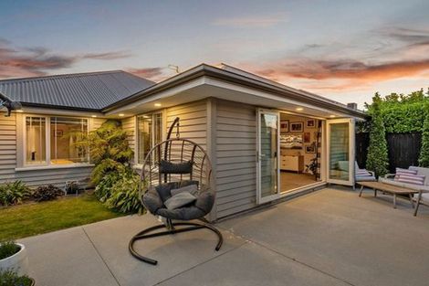 Photo of property in 6 Date Crescent, Aidanfield, Christchurch, 8025