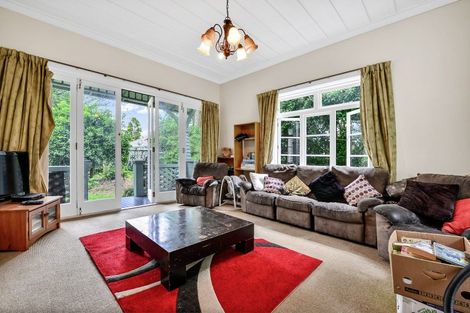 Photo of property in 86 Insoll Avenue, Enderley, Hamilton, 3214