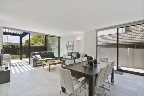 Photo of property in 99 Rugby Street, Merivale, Christchurch, 8014