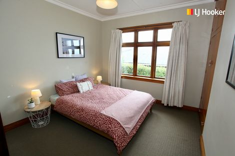 Photo of property in 64 Middleton Road, Kew, Dunedin, 9012
