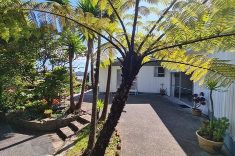 Photo of property in 1510 Long Bay Road, Coromandel, 3506