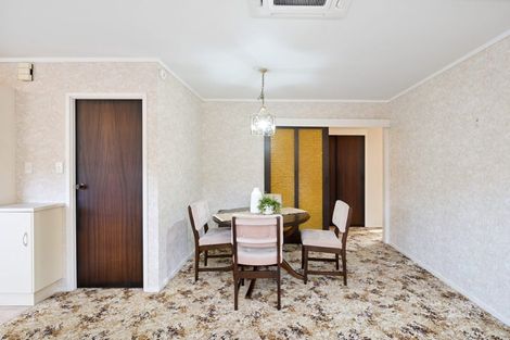 Photo of property in 21 Matuhi Rise, Henderson, Auckland, 0612