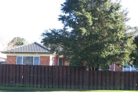 Photo of property in 108 Clevedon Road, Papakura, 2110