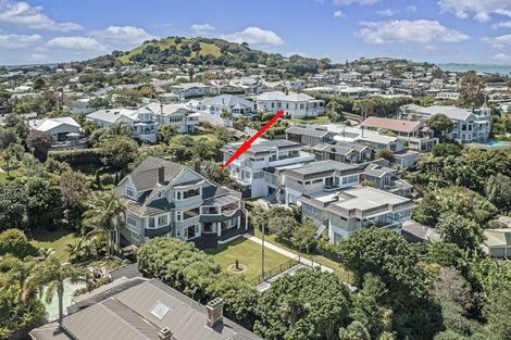 Photo of property in 55 Clarence Street, Devonport, Auckland, 0624