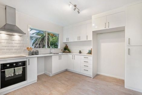 Photo of property in 5 Thompson Terrace, Manurewa, Auckland, 2102