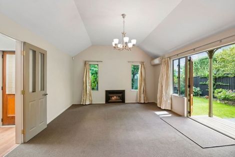 Photo of property in 120 Springfield Road, St Albans, Christchurch, 8014