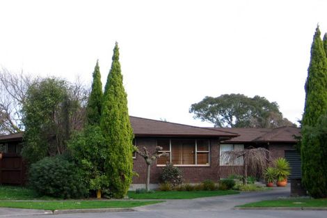 Photo of property in 16 Adrien Way, Awapuni, Palmerston North, 4412