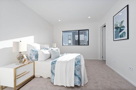 Photo of property in 64b Triangle Road, Massey, Auckland, 0614