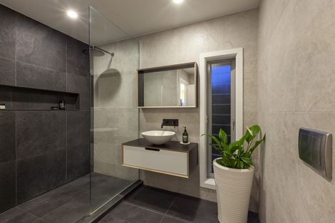 Photo of property in 12 Allen Road, Raumati Beach, Paraparaumu, 5032