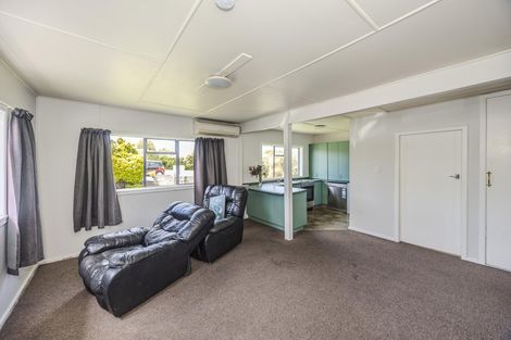 Photo of property in 12 Mersey Street, South Hill, Oamaru, 9400